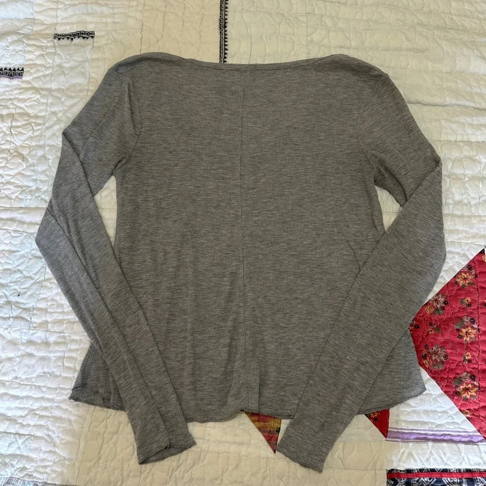 Free People Long Sleeve Top Grey V-Neck Ribbed Knit S